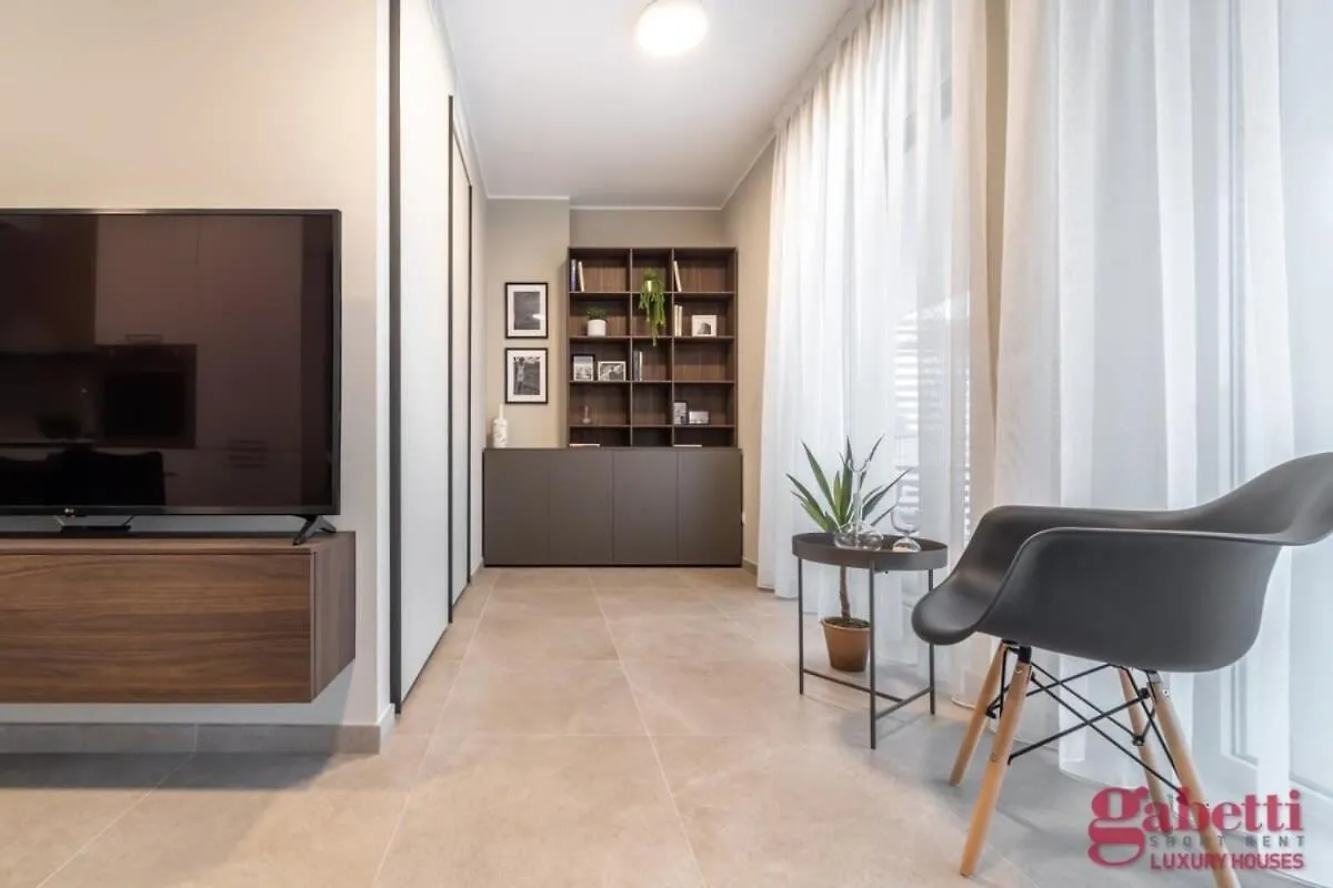 Stilicone 15 - Luxury Apt 5C Apartment Milan Italy