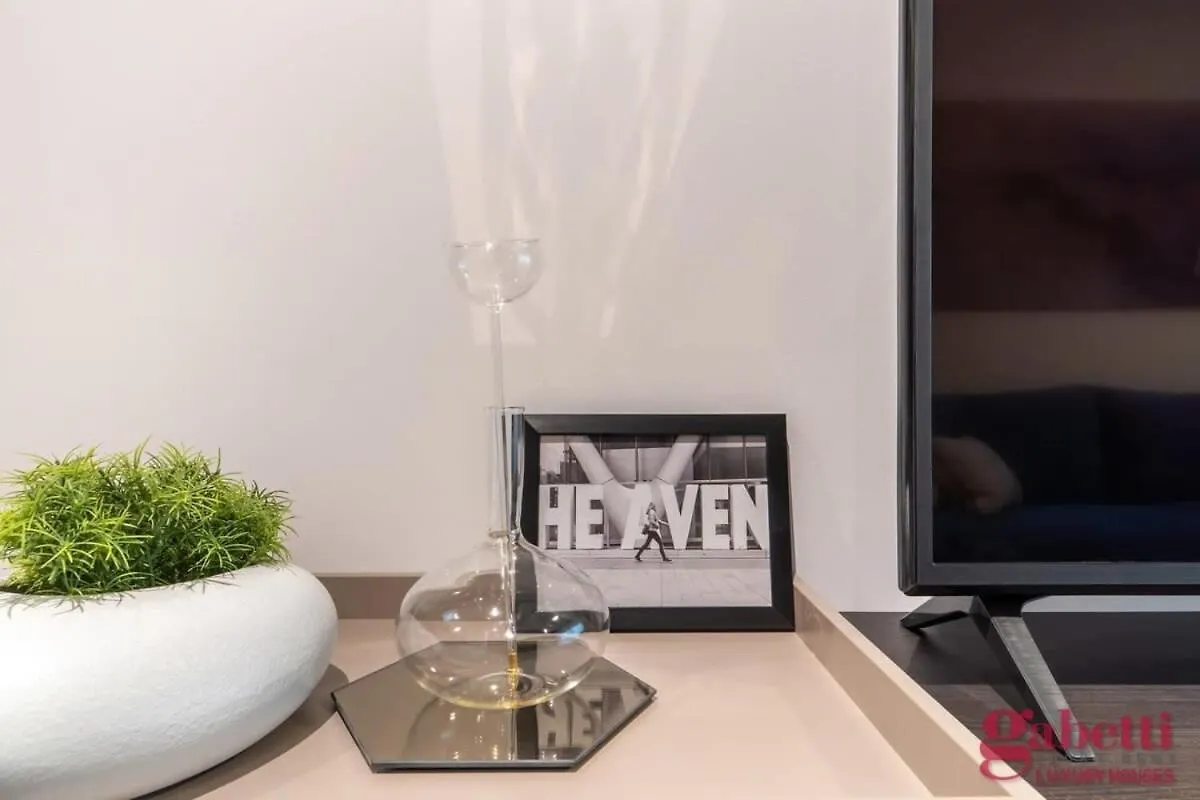 Stilicone 15 - Luxury Apt 5C Apartment Milan Italy