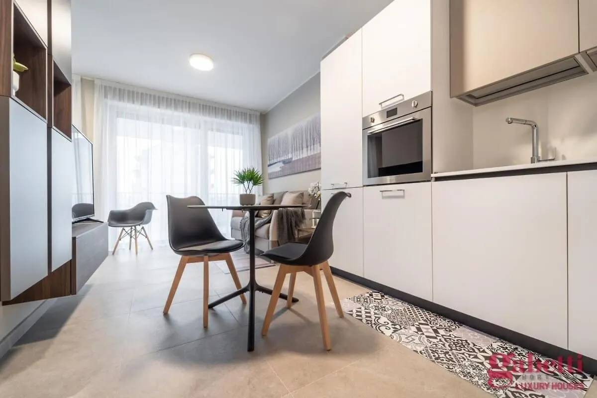 Stilicone 15 - Luxury Apt 5C Apartment Milan Italy